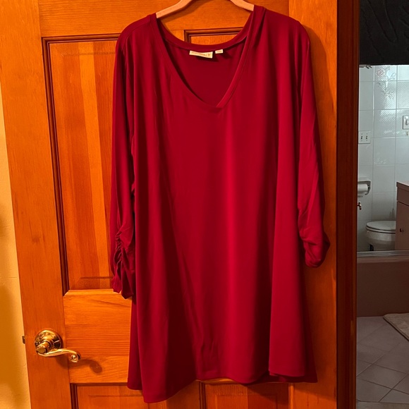 SUSAN GRAVER TOP WITH SHAWL - Picture 3 of 9